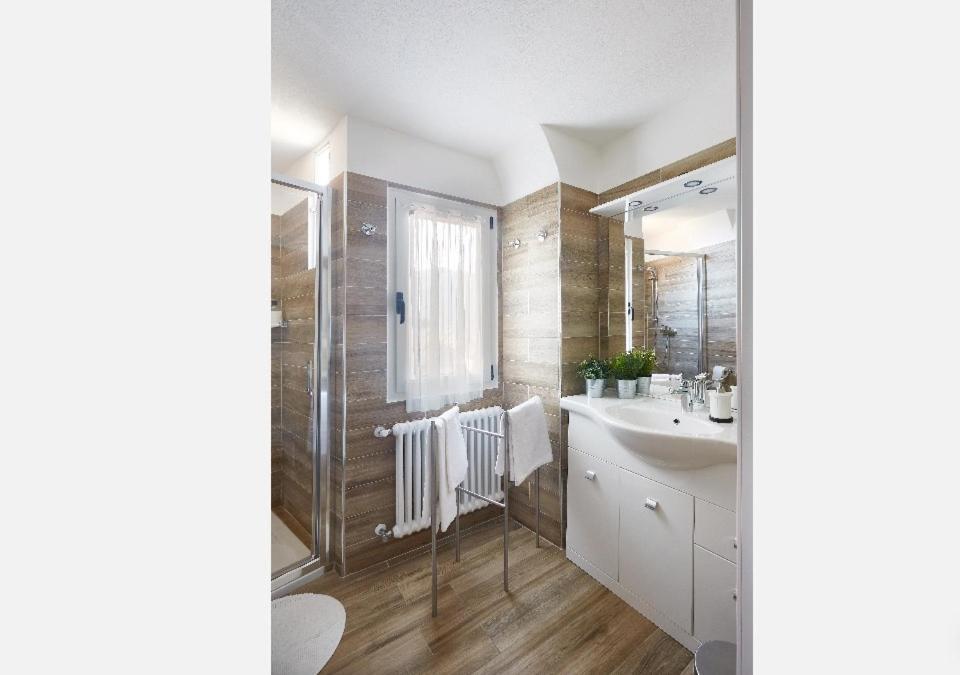 Beautiful Bohemian Apartment In Center Conditioned Air Como Eksteriør billede